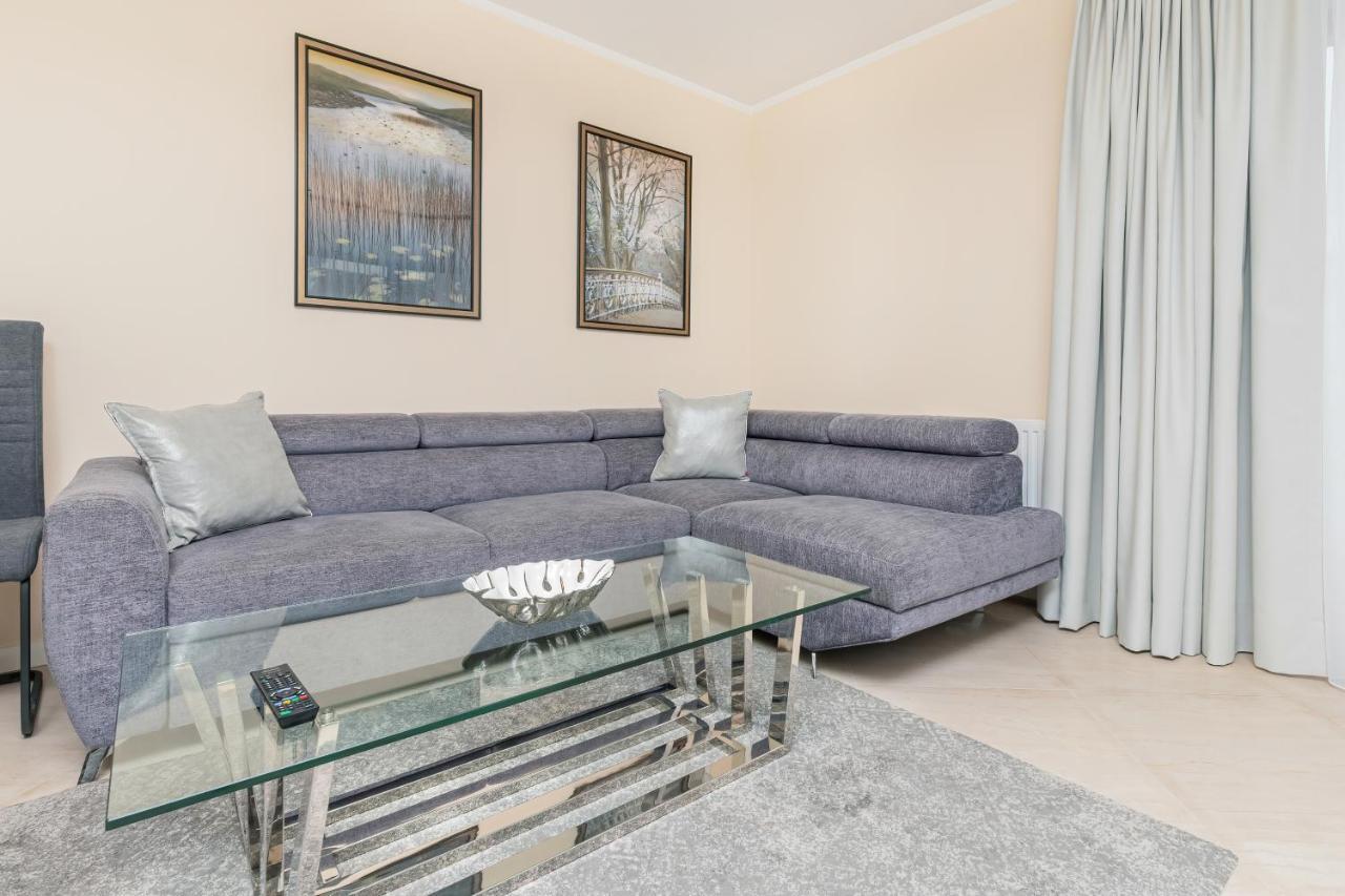 Batorego 7 Gdynia Apartments By Noclegi Renters Eksteriør billede