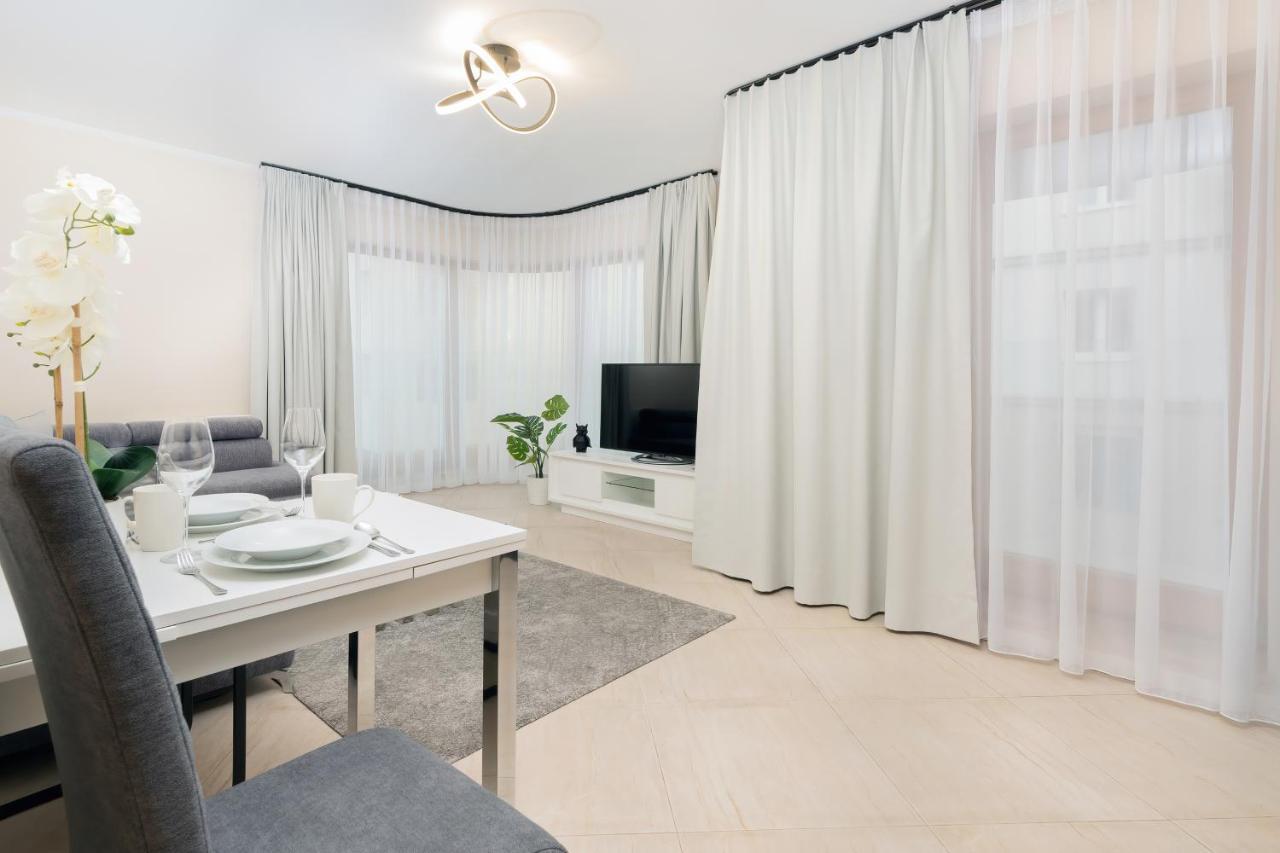 Batorego 7 Gdynia Apartments By Noclegi Renters Eksteriør billede
