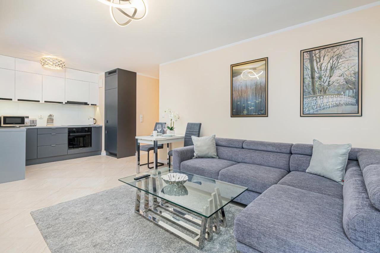 Batorego 7 Gdynia Apartments By Noclegi Renters Eksteriør billede