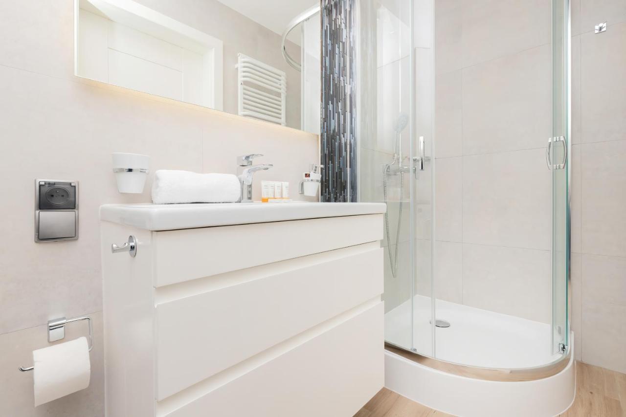 Batorego 7 Gdynia Apartments By Noclegi Renters Eksteriør billede